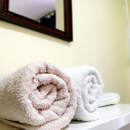 Hostal Mariella Эстели Экстерьер фото