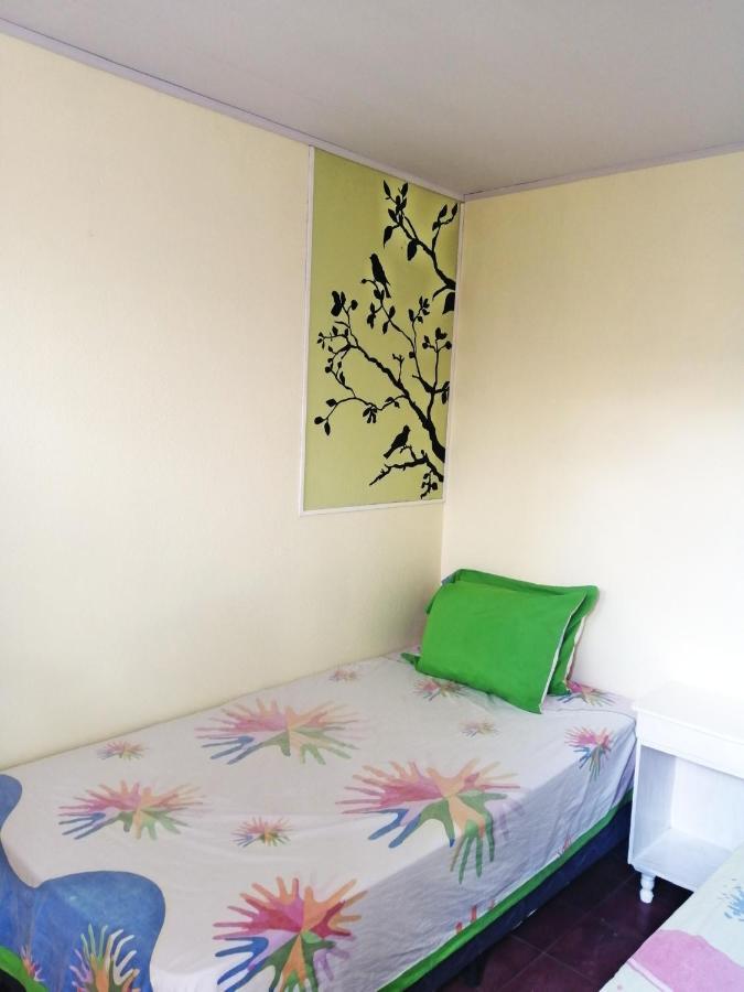 Hostal Mariella Эстели Экстерьер фото
